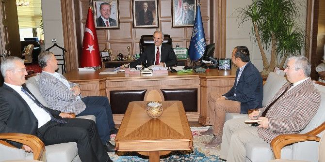 Başkan Altepe’den Hocasına Vefa