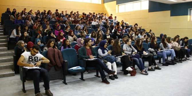 Saü’de Sosyal Hizmet Bölümü Öğrencilerine Seminer Verildi