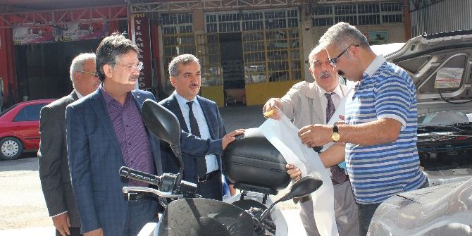 Sgk Yetkilileri Esnafları Bilgilendiriyor