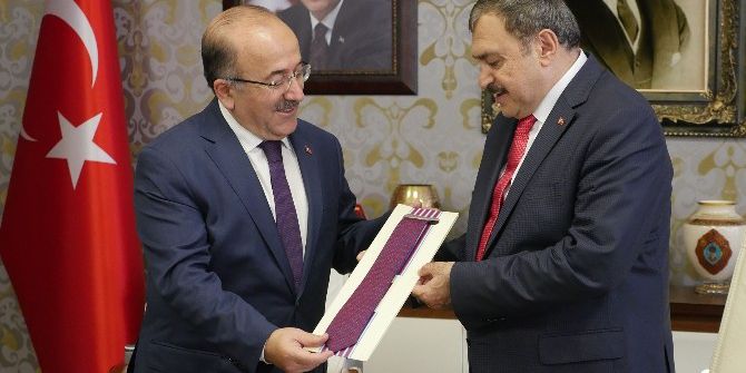 Bakan Eroğlu’ndan Başkan Gümrükçüoğlu’na Ziyaret