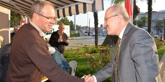 Kafaoğlu’ndan Taksicilere Sürpriz Ziyaret