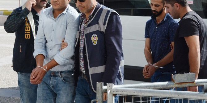 Aksaray’da Atm Dolandırıcısı 6 Kişi Yakalandı