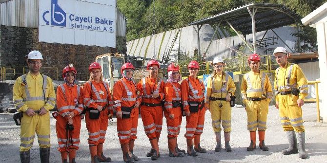 Madenci Eşlerinden Kocalarına Yerin 600 Metre Altında Sürpriz