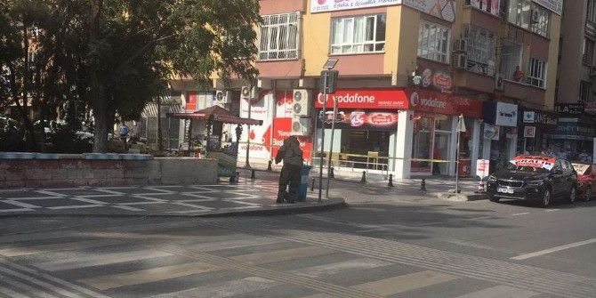 Çöp Kutusundaki Çanta Fünye İle Patlatıldı