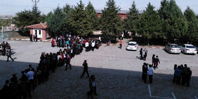 Akşehir Anadolu Lisesi’nden Aşure Günü Etkinliği