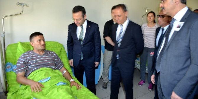 Vali Aksoy Çatışmada Yaralanan Askerleri Ziyaret Etti