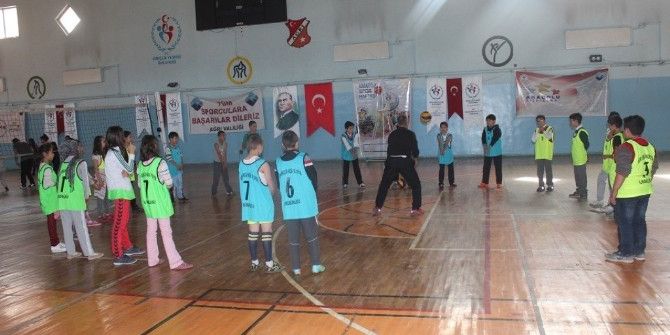 Ağrı’da Amatör Spor Haftası Etkinleri Başladı