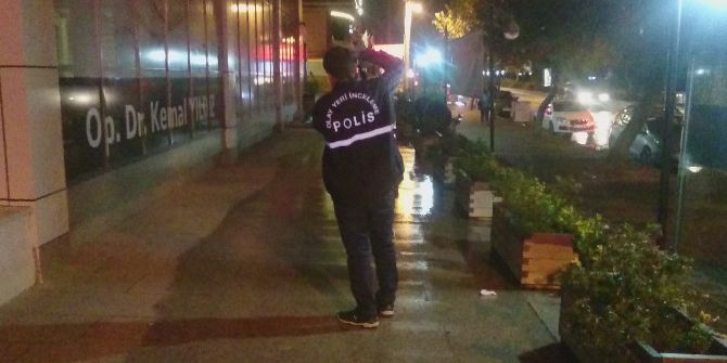 Tedavi Gördüğü Hastanenin Penceresinden Atlayarak İntihar Etti