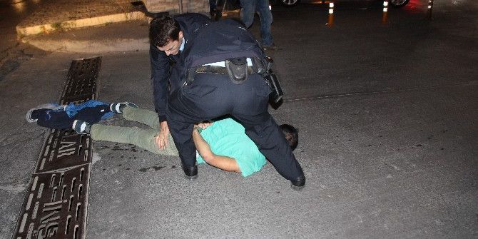 Alkollü Şahıs Polislerle Adeta Köşe Kapmaca Oynadı