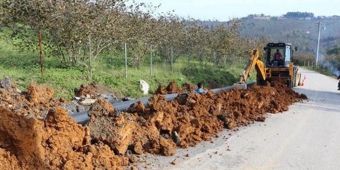 Akçakoca Belediyesi Eski İçme Suyu Hatlarını Yenileniyor