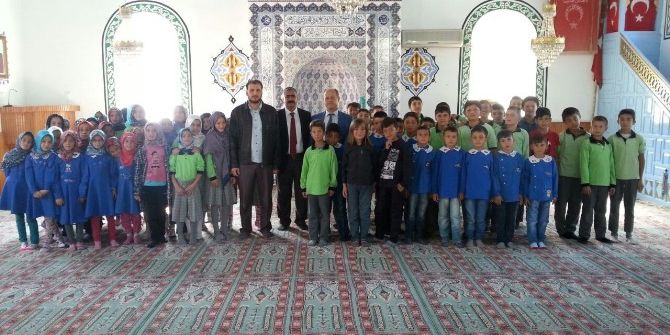 Öğrencilerden Cami Ziyareti