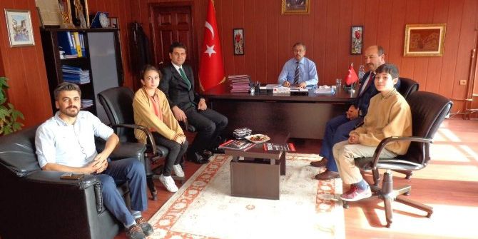 Teorem Dergisi Ekibinden Kaymakam Parlar’a Ziyaret