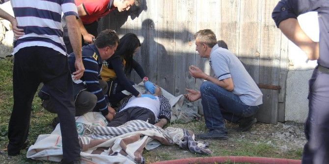 Yangında Dumandan Zehirlenen Yaşlı Adam Hayatını Kaybetti