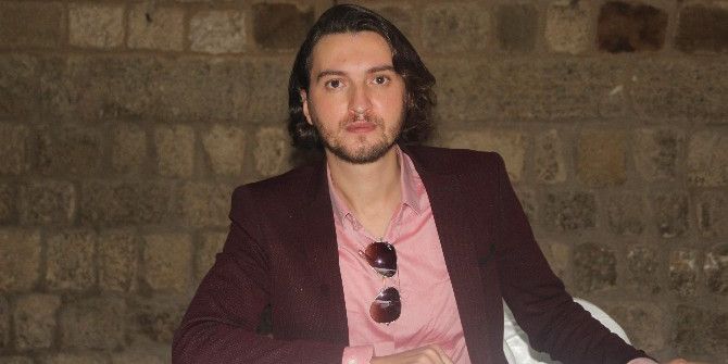 Yazar Bilal Sami Gökdemir, "Televizyon Bizi Aptal Yerine Koyuyor"