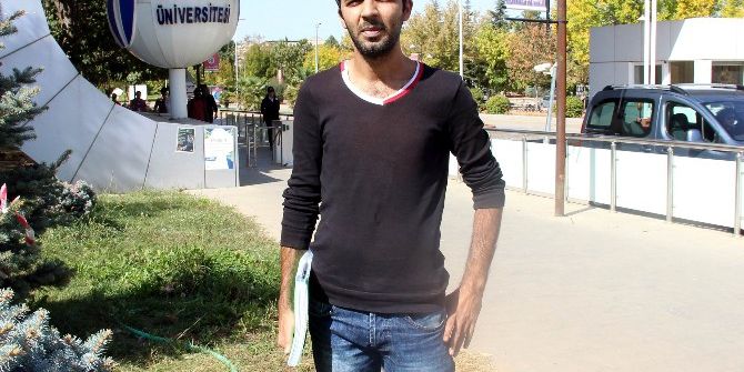 3 Rektör 2 Dekan Eskiten Genç 11 Yıldır Üniversite Okuyor