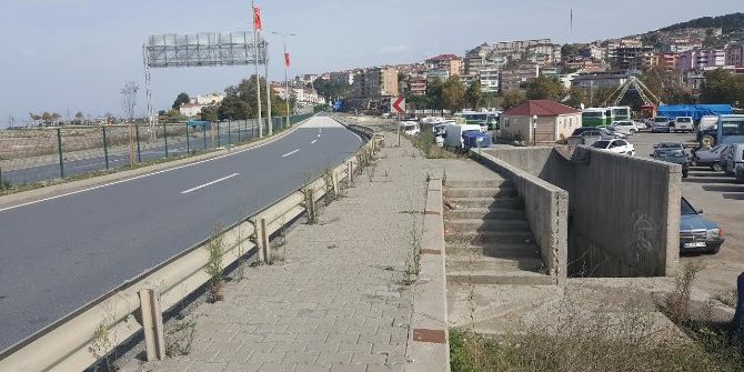 Alt Geçit Değil Korku Tüneli