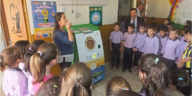 Afyonkarahisar’da “Bitkisel Atık Yağlar Minik Eller Tarafından Toplanıyor” Projesi Başladı