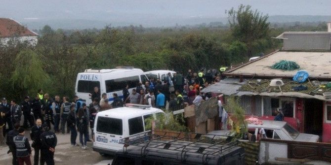 Sakarya’da 300 Polisle Şafak Baskını