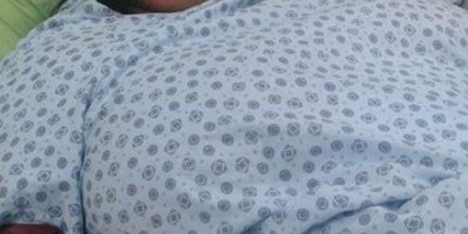 Mide Küçültme Ameliyatından Sonra Ölen Kadın Defnedildi