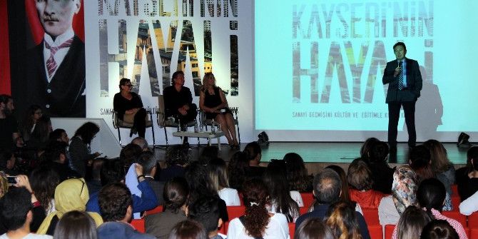 Agü’de ‘Vitra İle Kentin Hayalleri Paneli’ Düzenlendi