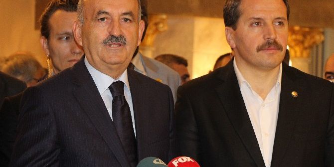 Çalışma Bakanı Müezzinoğlu’ndan ’Emeklilere Promosyon’ Açıklaması