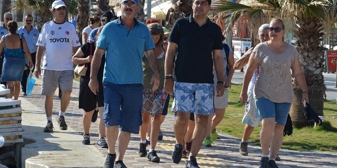 Foça’da Sağlıklı Yaşam Yürüyüşü