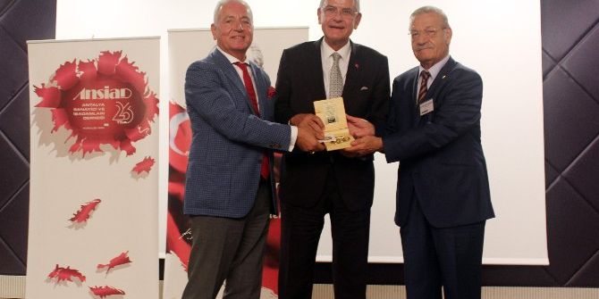 Eski Ab Bakanı Bozkır, Antalya’da İş Adamlarıyla Buluştu
