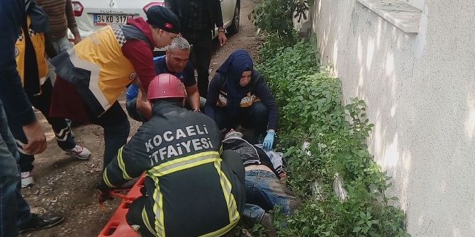 Fenalaşıp Yardım Beklerken Otomobil Altında Kaldı