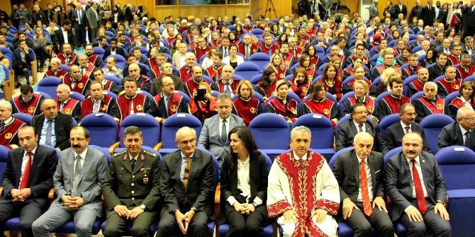 Omü 2016-2017 Akademik Yılı Törenle Açıldı