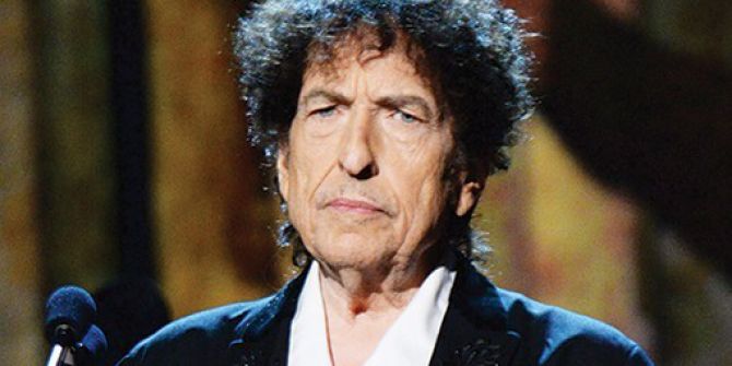Ataları Karslı Olan Bob Dylan’ın Nobel Kazanması Kağızmanlıları Sevindirdi