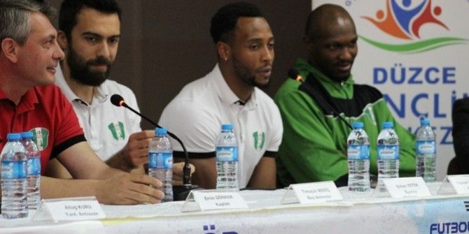 Basketçiler Öğrencilerle Buluştu