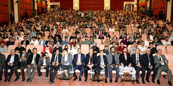 ‘Diriliş Ertuğrul’ Oyuncuları Öğrencilerle Buluştu