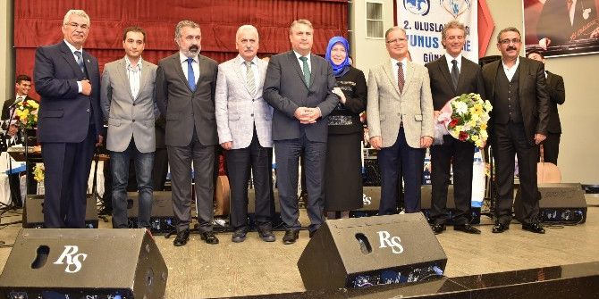 İlahi Beste Yarışmasının Finalistleri Ödüllerini Aldı