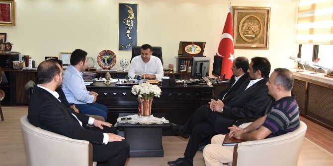 İranlı Heyet Başkan Yücel’i Ziyaret Etti