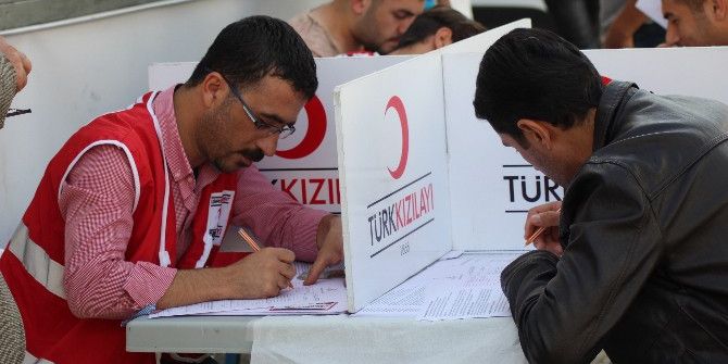 Türk Kızılayı Kan Bağışı İçin Çadır Açtı