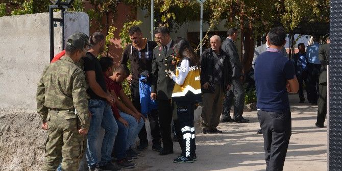 Şehit Ailesi Evlatlarının Acı Haberini Tarlada Çalışırken Aldı