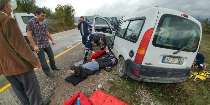 Kastamonu’da İki Araç Çarpıştı: 1 Ölü, 2 Yaralı