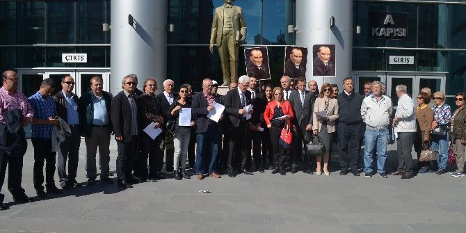 Atatürk Büstüne Saldırıya Suç Duyurusu