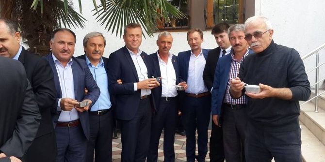 Osmaneli Belediyesi 3 Bin 500 Kişiye Aşure Dağıttı