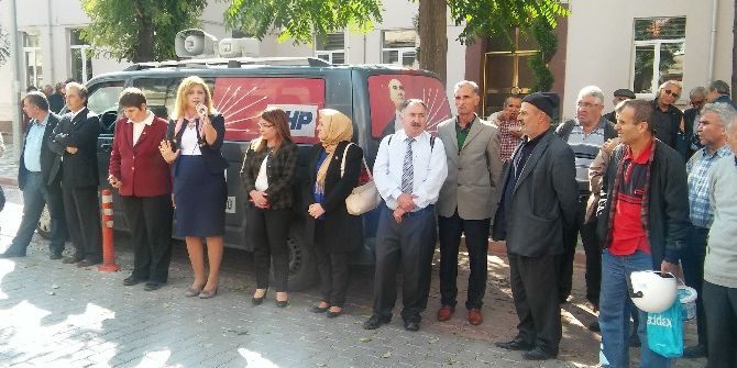 Tavşanlı Chp’den Halka Aşure İkramı