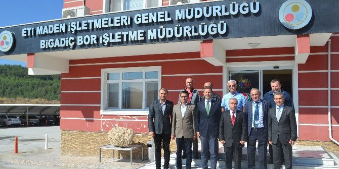Chp’li Vekil Bigadiç Bor İşletmelerini Ziyaret Etti