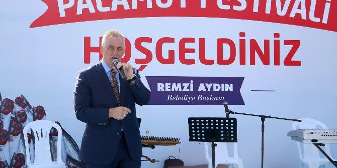 Eyüp’te 2,5 Ton Palamut Dağıtıldı