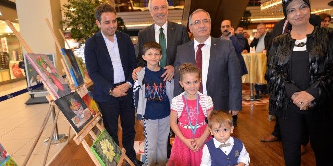 Kütahya’da Minik Ressamların Eserleri Göz Kamaştırdı