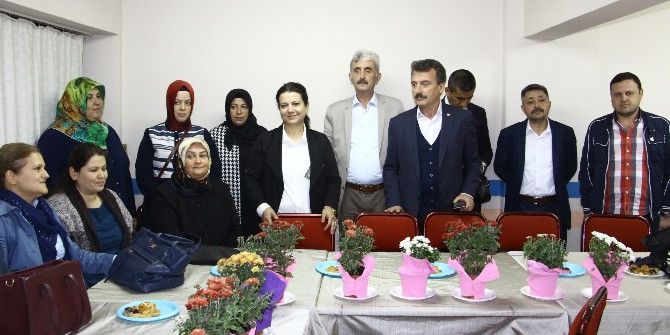 Dünya Kadın Çiftçiler Günü Kutlandı