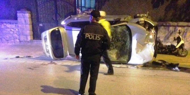 Kontrolden Çıkan Otomobil Yayalara Çarptı: 1 Ölü, 5 Yaralı