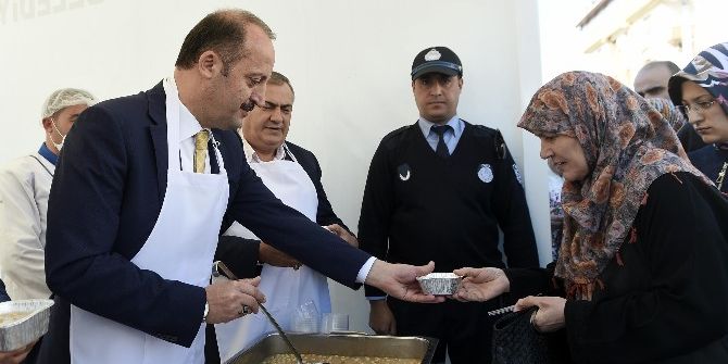 5 Bin Kişilik Kardeşlik Aşuresi