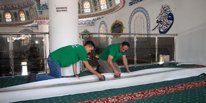 İbadethanelerde Çalışmalar Tam Gaz