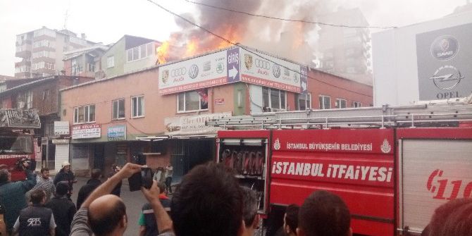 Yedek Parça Deposu, Alev Alev Yandı