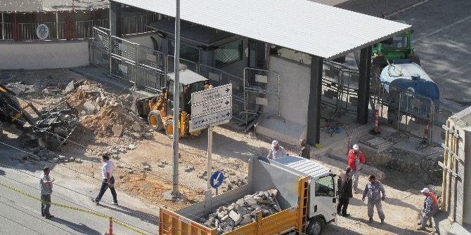 Valilik Ve Emniyet Çevresinde Tehdit Oluşturan Atm’ler Kaldırıldı