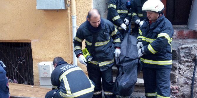 Kocaeli’de Yangın: 1 Ölü